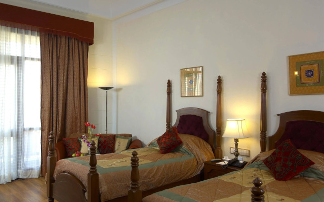 Le Méridien Jaipur Resort & Spa