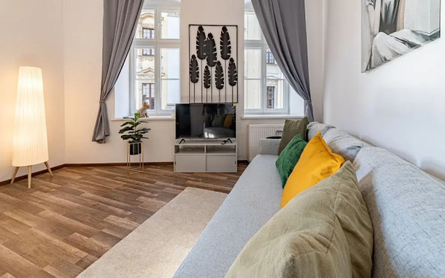 RentPlanet - plac Uniwersytecki
