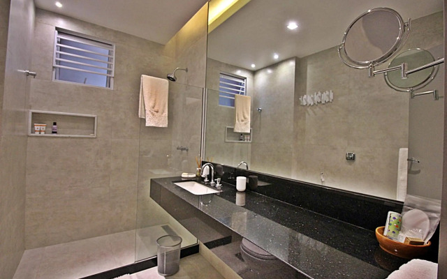 Rio Spot Homes Varanda U022A