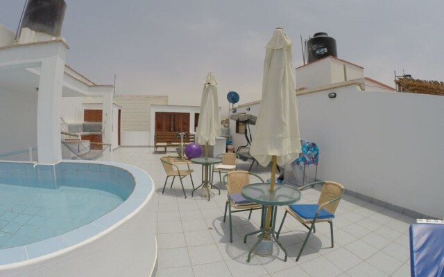 Waves Surf Camp Peru - Hostel