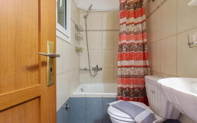 Cozy 2 bedroom apartment in Piraeus