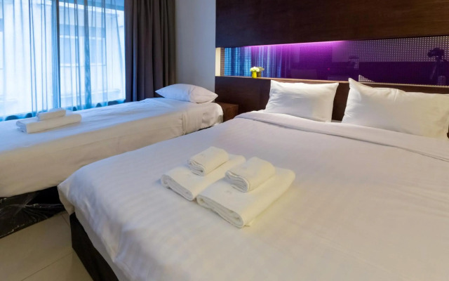 Collection O The Bangkok Airport Link Suite