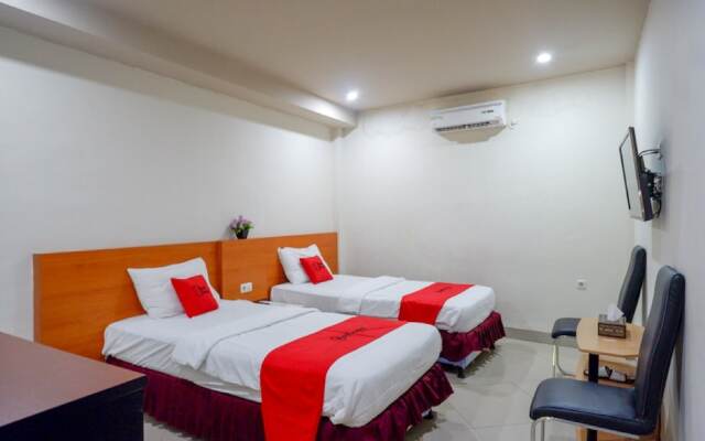 Airy Tanjung Tururuka 43 Palu