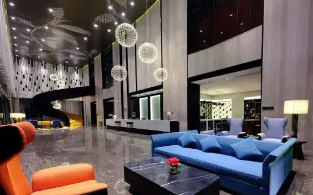 Lingzhi Hotel Duyun