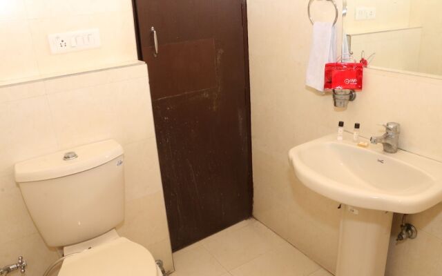 OYO 1072 Hotel Leela Classic