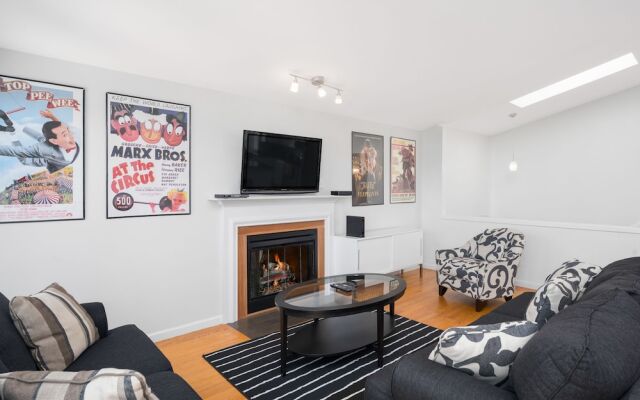 Seattle Vacation Home: The Big Top