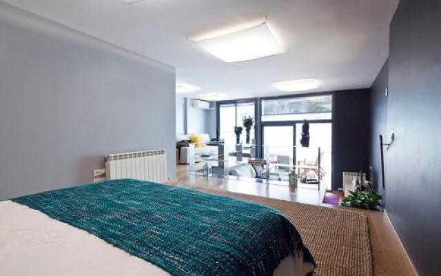 Apartment Barcelona Rentals - Gracia Pool Apartments Center