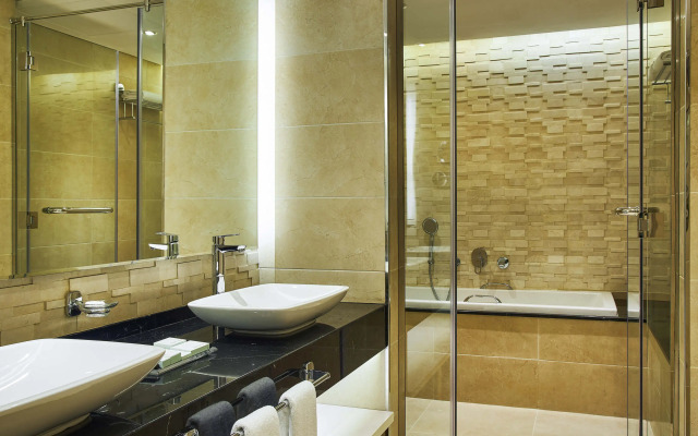 Mercure Dubai Barsha Heights Hotel Suites And Apartments