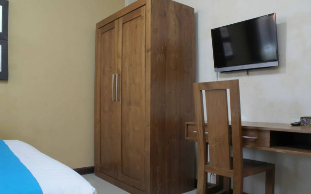 Airy Gianyar Hasanuddin Gang Dugul Sari Bali