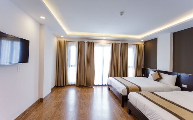 Blue Ocean Beachside Hotel Danang
