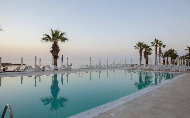 Nausicaa Luxury Villas By Louis Hotels