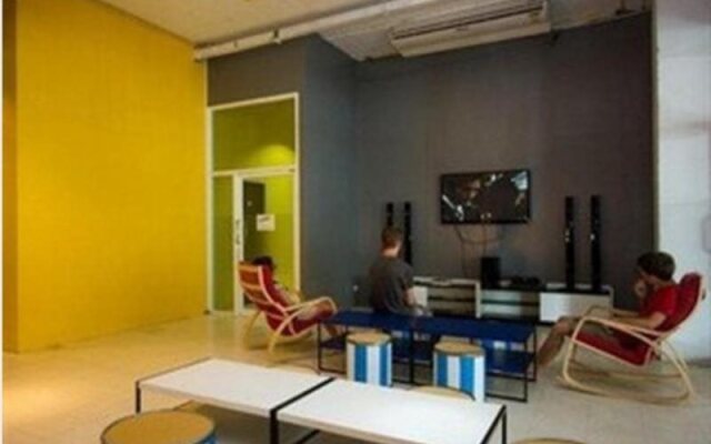 Kool Backpacker Hostel