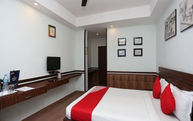 OYO 16010 The Stay