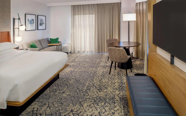 Sheraton Westport Plaza Hotel St. Louis