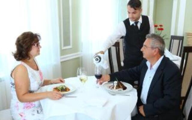 Green Park Boutique Hotel
