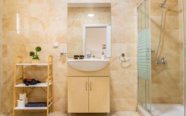Argiri Apartments & Suites