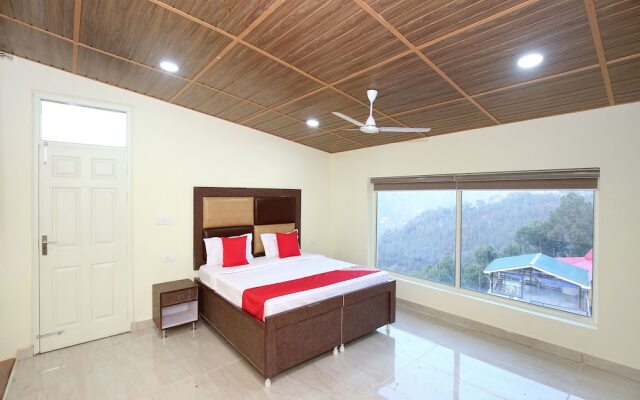 OYO 13768 Home 3BHK Penthouse Kasauli