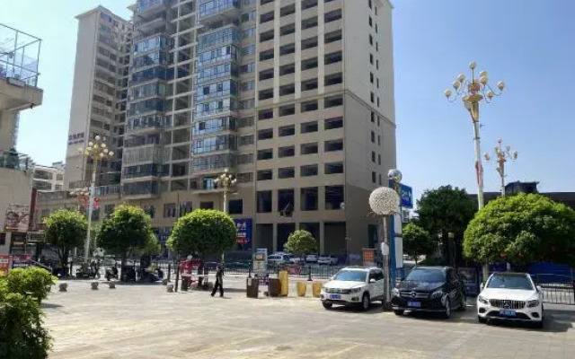 Vienna Hotel (Ziyun Xindou)