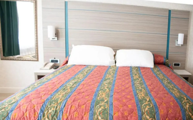 Discovery Inn