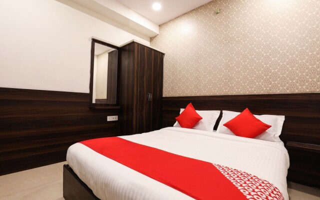 Hotel Deccan Lodging and Boarding by OYO Rooms