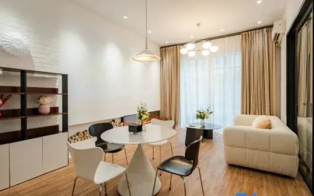 Lotus Tangyuese Homestay (South Shaanxi Road Branch)