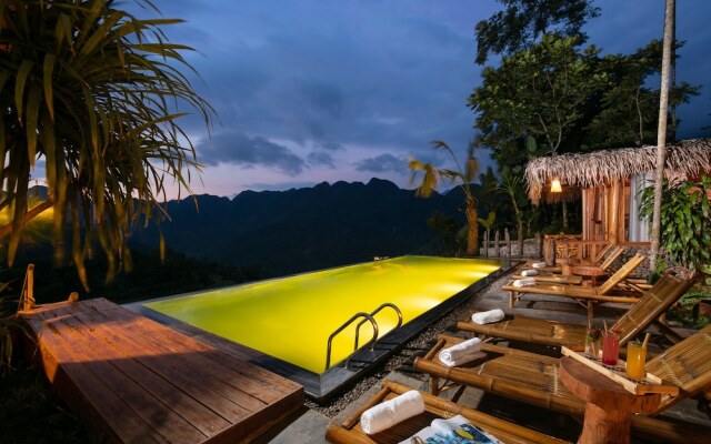 Puluong Natura Bungalow