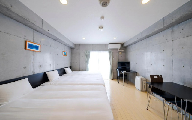 Naha-West Inn