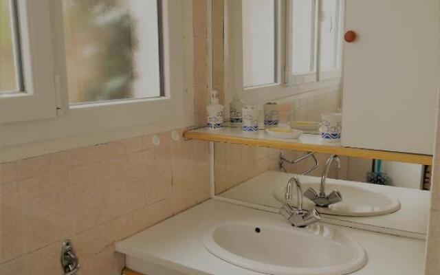 Appartement avec cour à 50m de la plage