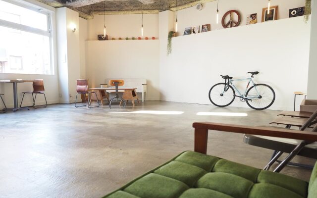 almond hostel & cafe Shibuya