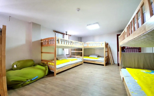 Pohang Youngildae Guesthouse Hostel
