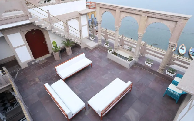 WelcomHeritage Jukaso Ganges