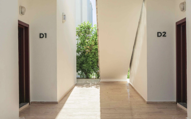 Daphnis Hotel