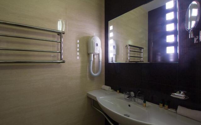 Гостинично-ресторанный комплекс с пляжем RiverSide