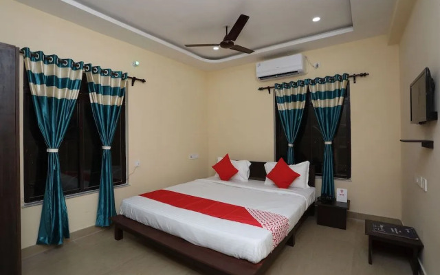 OYO 17376 Hummingbird Inn