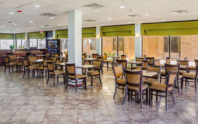 Quality Inn Biloxi Beach