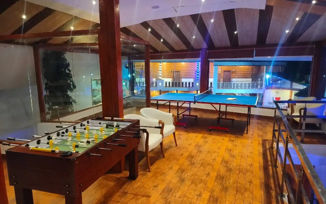 TreeHouse Chail Villas