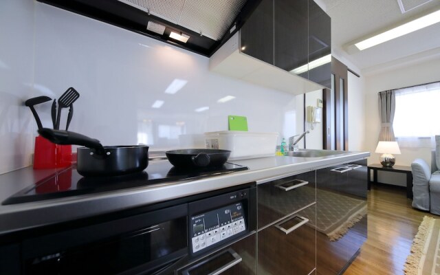 Osaka Namba Rakuraku Hotel