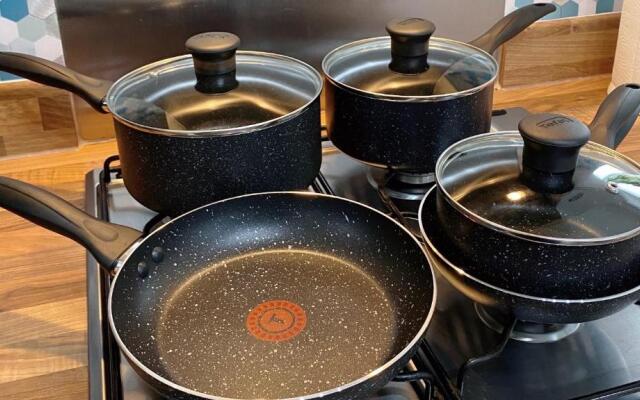 Entire home: Bicester Village 10min walk (650m)