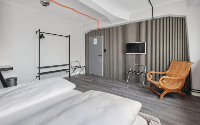 The Room 44