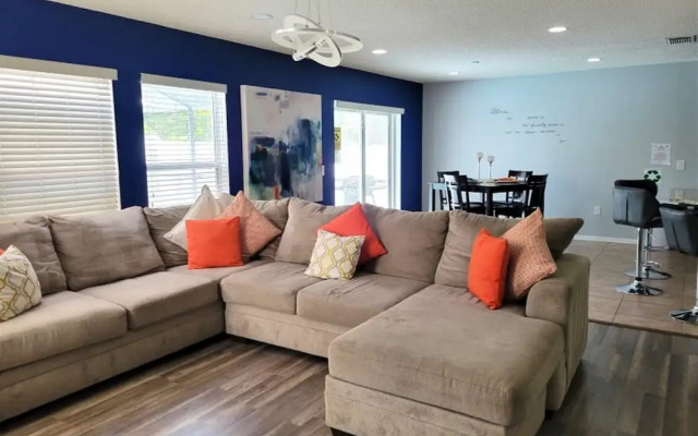 4 Bedroom Value Plus Home With Private Pool