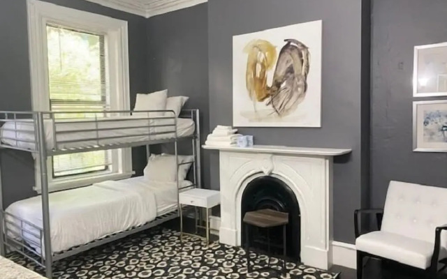 Premier Suites - Bay Village