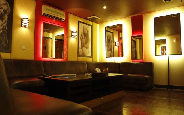 Gumilang Regency Hotel By Gumilang Hospitality
