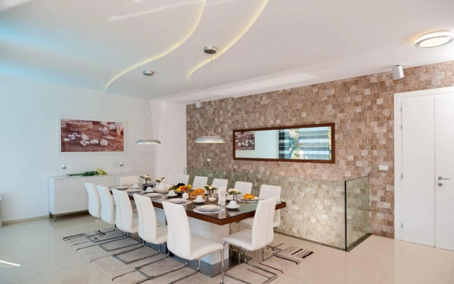 Villa Infinity CFH
