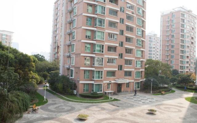 Yopark Serviced Apartment-tian An Garden