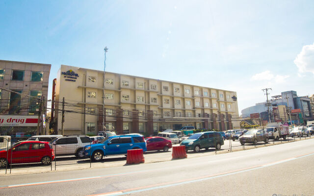 Microtel by Wyndham Acropolis