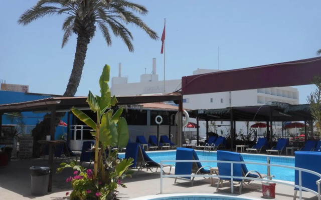 Kkaras Hotel