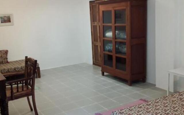 R M Guest House