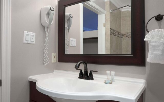 Travelodge by Wyndham Santa Maria