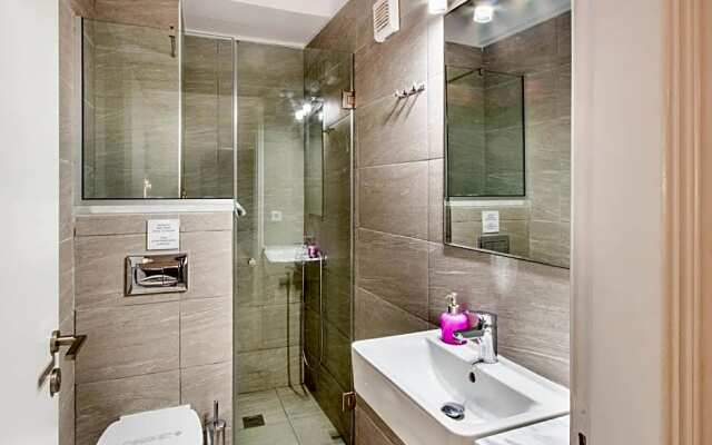 Nefeli Hotel