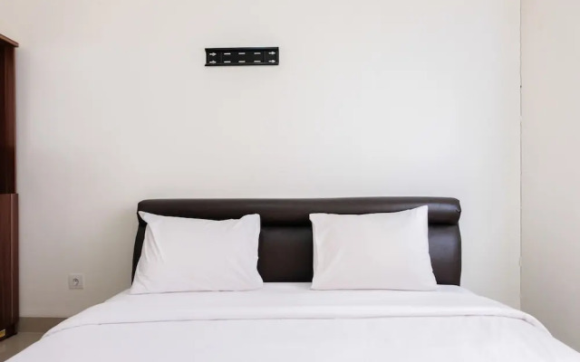 Simply Furnished 1BR @ Skyline Paramount Apartment